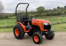 Tractoare municipale Kubota B2311
