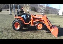 Tractoare municipale Kubota B7800