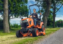 Tractoare municipale Kubota BX261