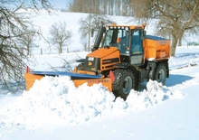 Tractoare municipale JCB Fastrac 2170