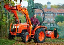Tractoare municipale Kubota L1421 DW