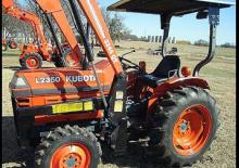 Tractoare municipale Kubota L2350