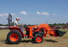 Tractoare municipale Kubota L2800