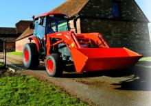 Tractoare municipale Kubota L4240-II D