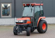 Tractoare municipale Kubota ST 35 a