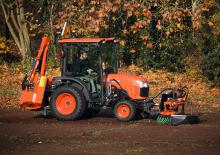 Tractoare municipale Kubota ST401-R