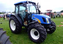 Tractoare municipale New Holland TN 70 DA