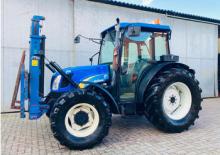 Tractoare municipale New Holland TN 70 F