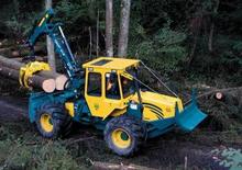 Tractoare speciale pentru derapaj HSM 805