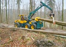 Tractoare speciale pentru derapaj HSM 904 6WD