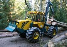 Tractoare speciale pentru derapaj HSM 904