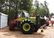 Tractoare speciale pentru derapaj Werner WF-Trac 900