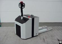 Transpalete cu operator pedestru Baka EGU 3220