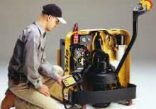 Transpalete cu operator pedestru Yale MPB040-E