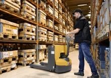 Transpalete cu operator pedestru Caterpillar NPP18QL