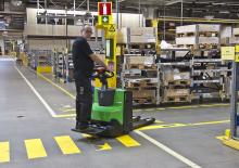 Transpalete cu operator pedestru Cesab P 220