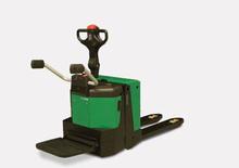 Transpalete cu operator pedestru Cesab P 324