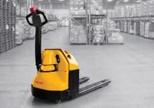 Transpalete cu operator pedestru TCM PAW18T
