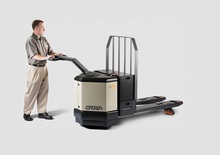 Transpalete cu operator pedestru Crown PW 3510-60