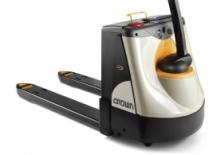 Transpalete cu operator pedestru Crown WP 3045
