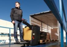 Transpaleți cu platformă, cu operare la mare înălțime Caterpillar NPV20N2