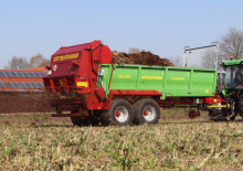 Utilaje de împrăștiat gunoi de grajd Strautmann MS 801