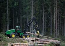 Utilaje de recoltat bușteni John Deere 1270 E IT4
