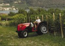 Vehicule municipale multifuncționale diesel Massey Ferguson MF 3425