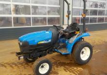 Vehicule municipale multifuncționale diesel New Holland TC 21 D