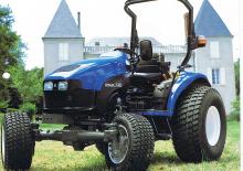 Vehicule municipale multifuncționale diesel New Holland TC 27 D