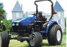 Vehicule municipale multifuncționale diesel New Holland TC 40 D