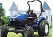 Vehicule municipale multifuncționale diesel New Holland TC 45 D