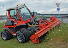 Vehicule municipale multifuncționale diesel Aebi TT 210