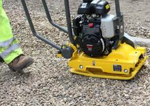 Plăci vibratoare cu o singură direcție Wacker Neuson WP 1030 A