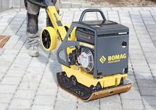 Plăci compactoare reversibile Bomag BPR 25/40 D