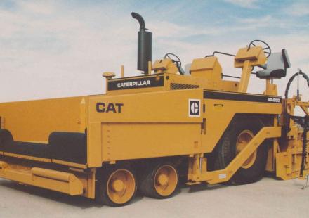 Finisoare de asfalt pe roți Caterpillar AP1200