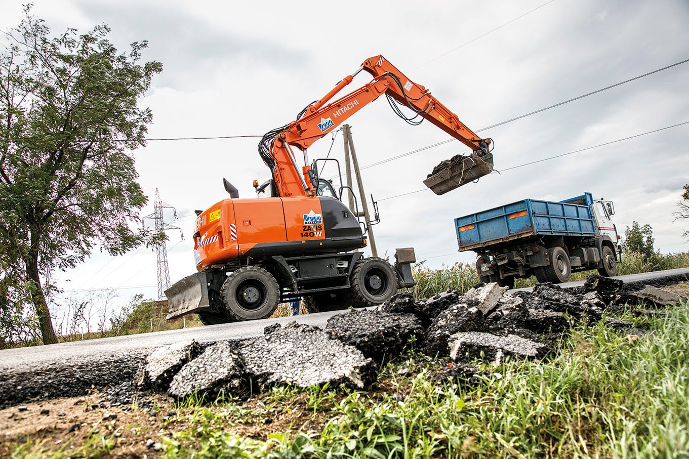 Hitachi ZX 140 W 5 Specificații & Date Tehnice (2013-2016