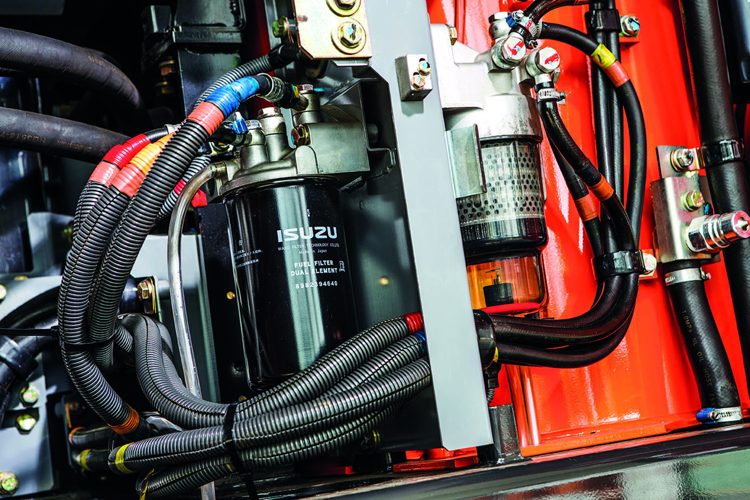 Hitachi ZX250LC-6 Specificații & Date Tehnice (2016-2021